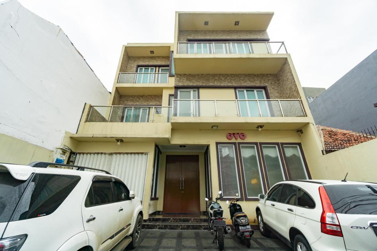 Oyo 2357 Syariah Grand Raudhah Hotel Jakarta Luaran gambar