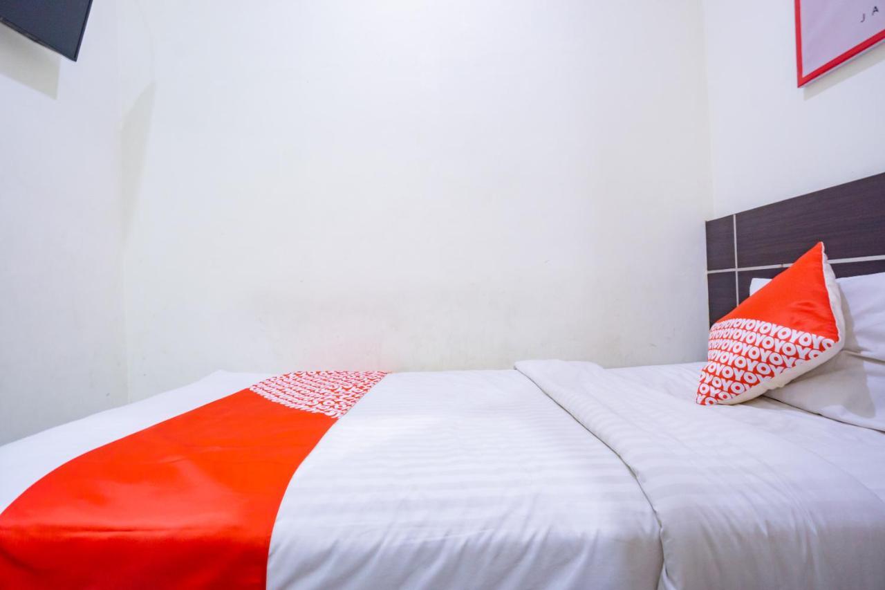 Oyo 2357 Syariah Grand Raudhah Hotel Jakarta Luaran gambar