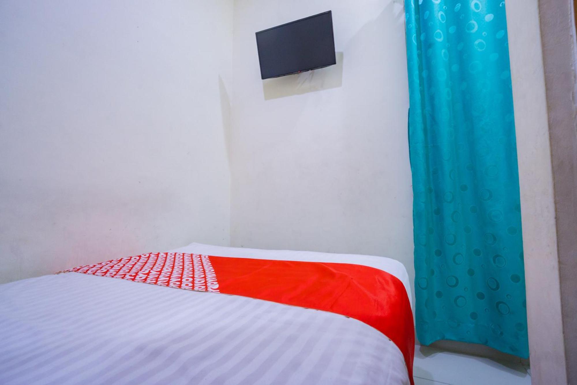Oyo 2357 Syariah Grand Raudhah Hotel Jakarta Luaran gambar