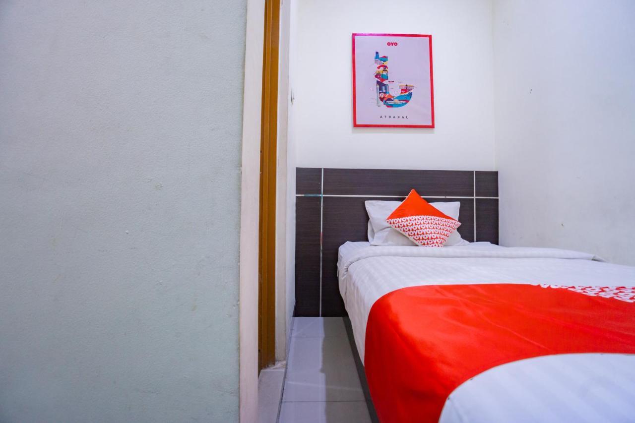 Oyo 2357 Syariah Grand Raudhah Hotel Jakarta Luaran gambar