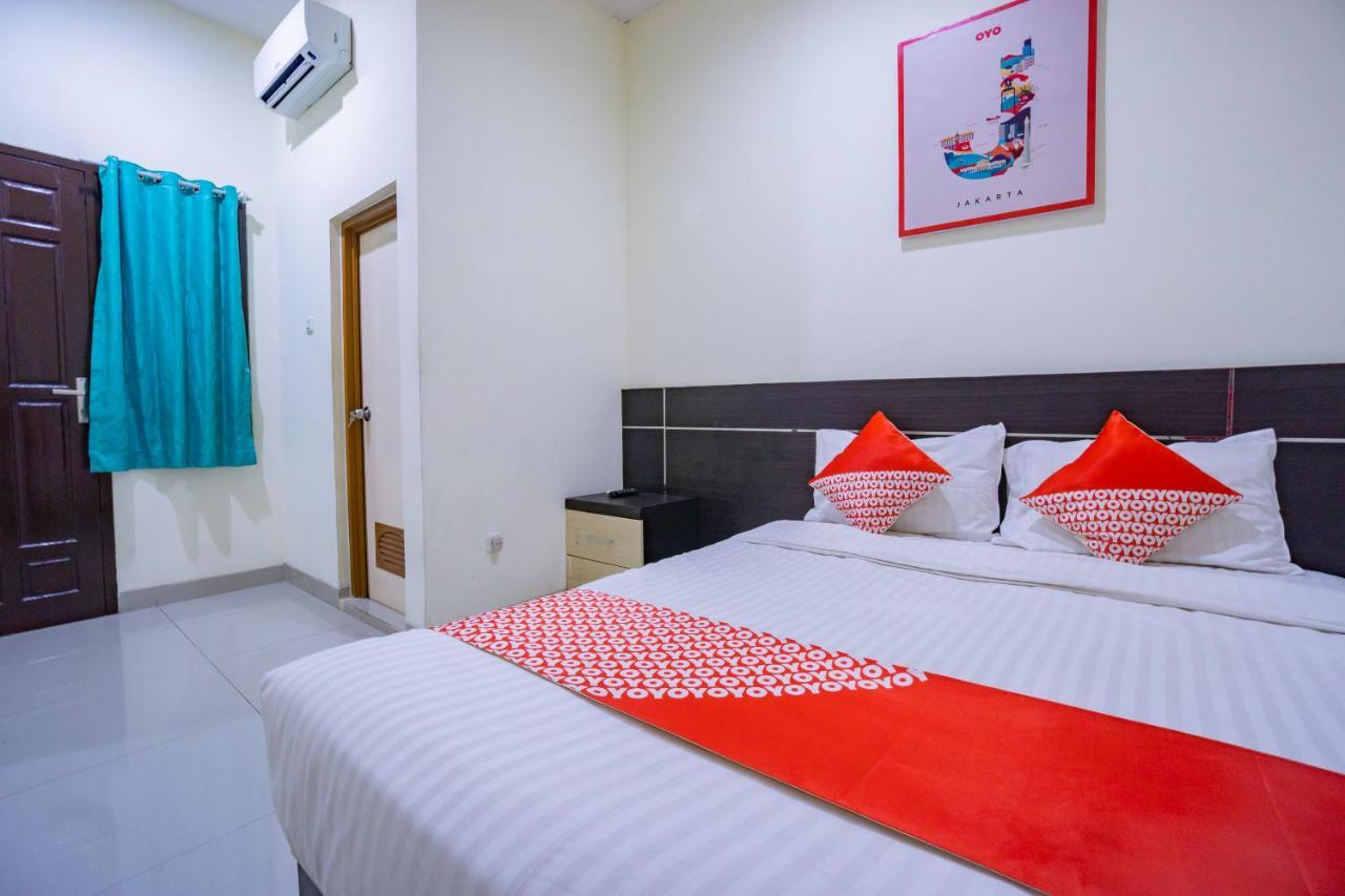 Oyo 2357 Syariah Grand Raudhah Hotel Jakarta Luaran gambar