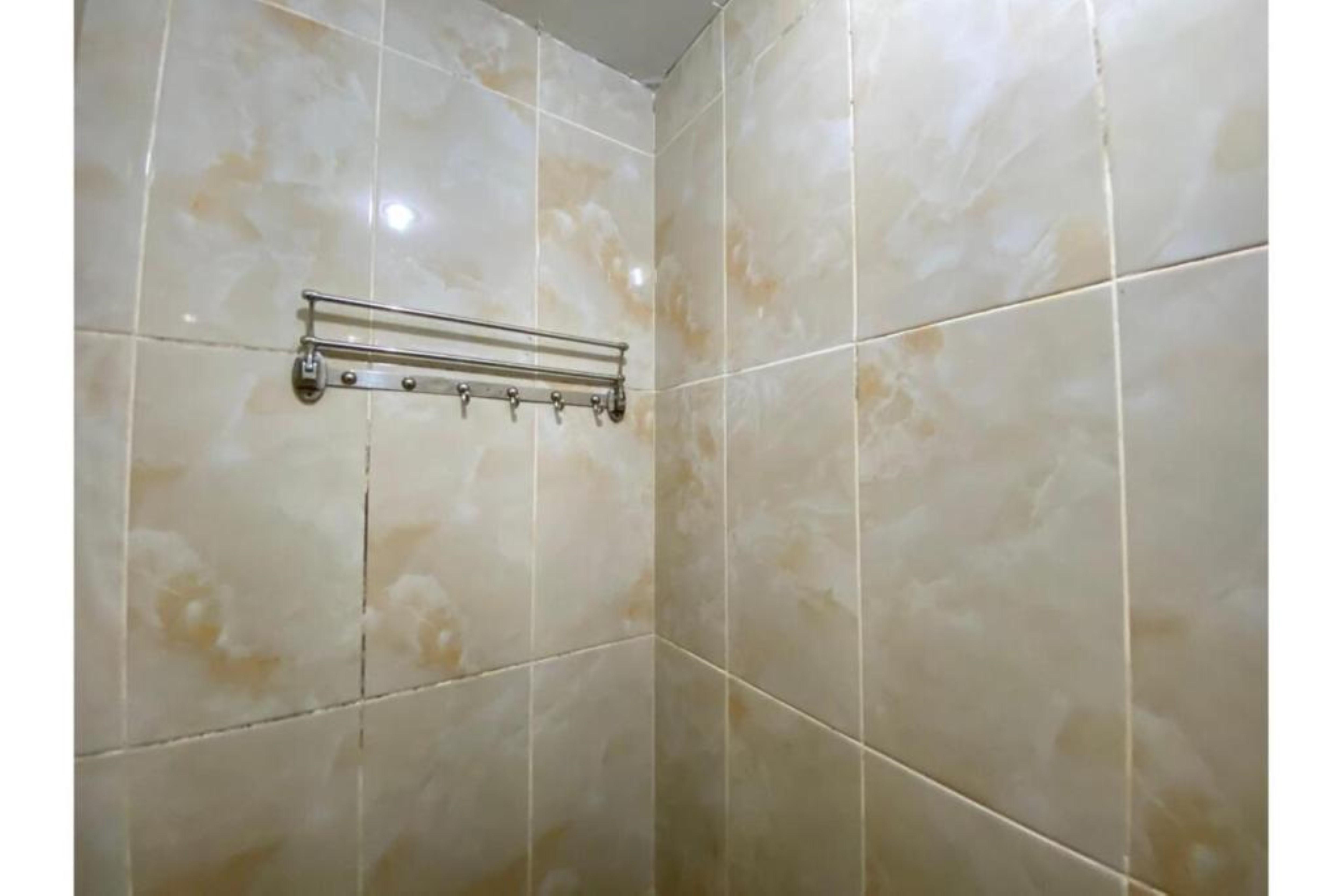 Oyo 2357 Syariah Grand Raudhah Hotel Jakarta Luaran gambar